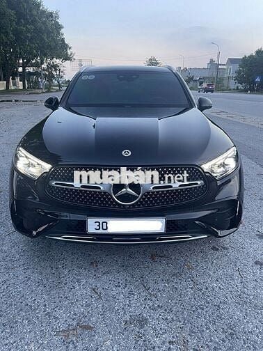 Mercedes Benz GLC 2023 300 4Matic - 17000 km