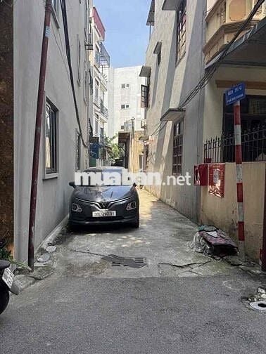 Bán Mảnh Đất Đức Giang,LB-Ngõ Ô Tô-Siêu Đẹp,Thoáng 45M Vuông Vắn