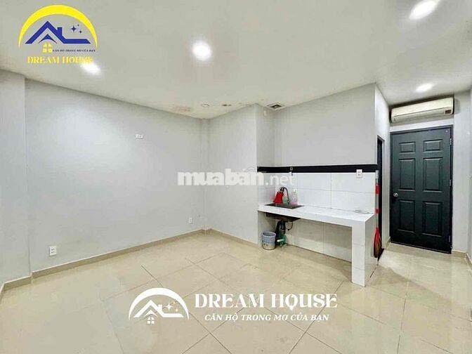 STUDIO SIÊU RỘNG RÃI NẰM GẦN NGÃ TƯ BỐN XÃ VÀ TIỆN QUA ĐH VĂN HIẾN