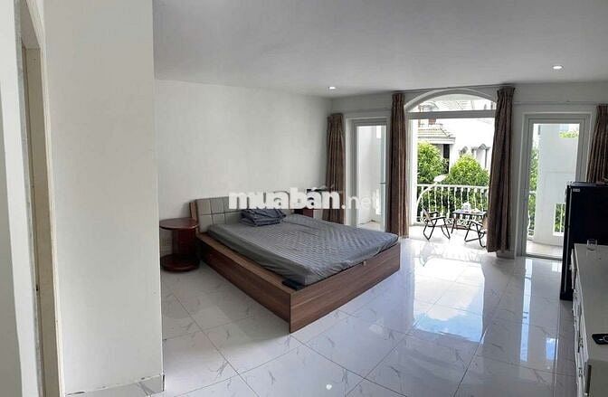 Căn hộ lầu 3 gần cv Hoàng Văn Thụ không phí dịch vụ