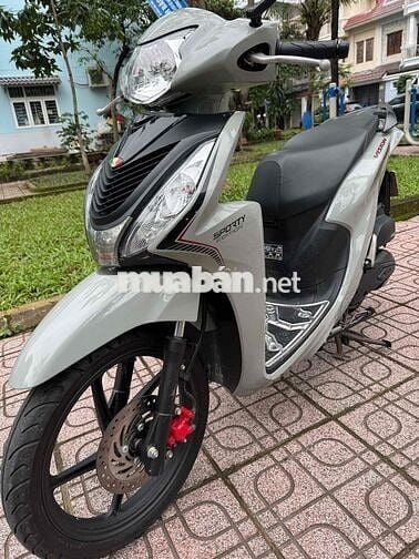 Cầm Đồ Thanh Lý Vision 2024 Xám Xi Măng Bstp