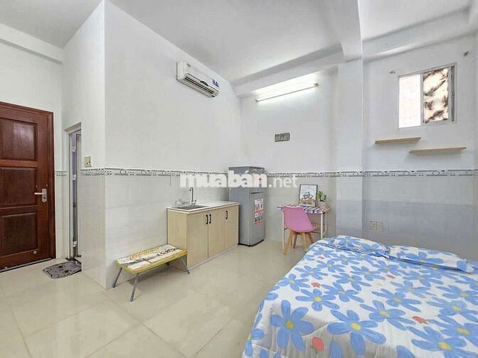 PHÒNG TRỌ 20M2 CỬA SỔ TRỜI THANG MÁY NGAY CHỢ TÂN ĐỊNH Q1 GIÁ RẺ