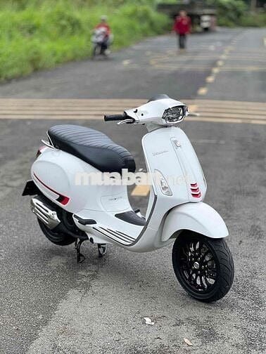 Vespa Spirnt 125 Trắng Đen Sporty 2022 Leng Keng🎉🎉