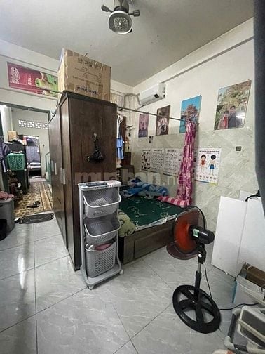 Bán nhà mặt tiền lạc long quân gần chợ vải tân bình