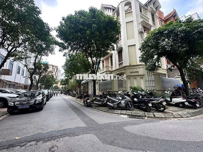 CHO THUÊ NHÀ GÓC 2 MẶT TIỀN – PHỐ DƯƠNG ĐÌNH NGHỆ, P. CẦU GIẤY, HÀ NỘI