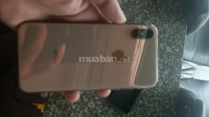 Bán iphone xs. Máy người già sử dụng