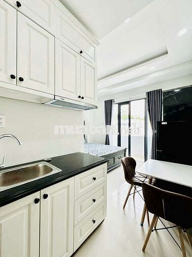 STUDIO BAN CÔNG SIÊU ĐẸP ĐẦY ĐỦ NỘI THẤT Ở BÌNH THẠNH