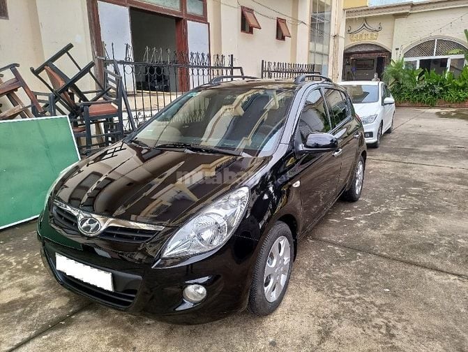 Hyundai i20 2011 1.4 AT - 140000 km chính chủ