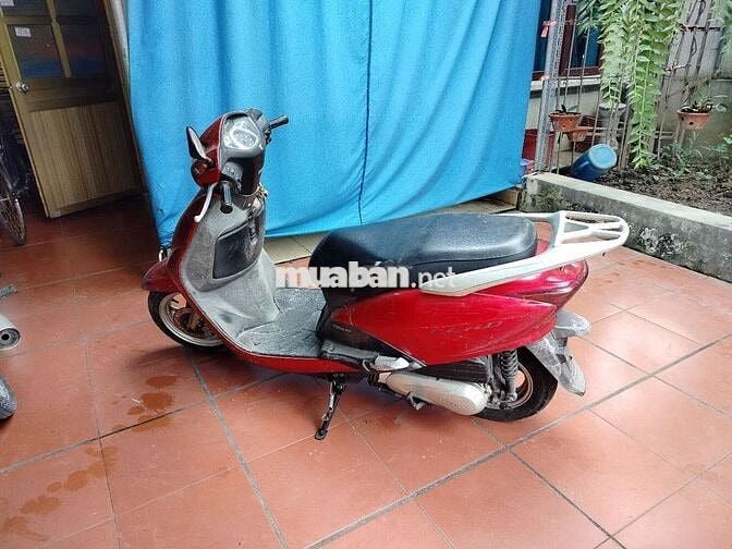 Xe honda lead 2011 màu đỏ cũ