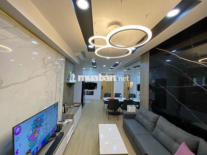 GIÁ SỐC 15Tr! Emerald 2PN 71m², Full NT, View CV, Sát Aeon