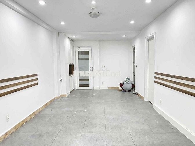 VĂN PHÒNG 60M2 SÁT CITY LAND-CÓ BÃI XE Ô TÔ