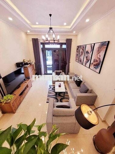 BÁN NHÀ 3 TẦNG - NHÀ ĐẸP - HẺM QUỐC LỘ 13 - SÁT KDC HỒNG LONG