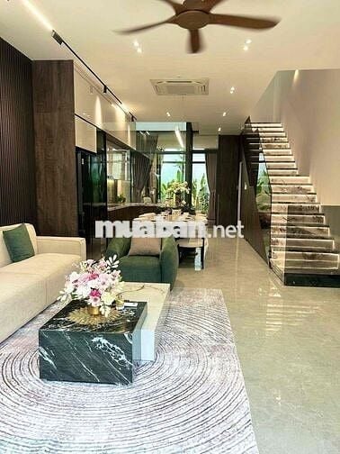 Bán nhà đẳng cấp vip mới 100% - Hoà xuân