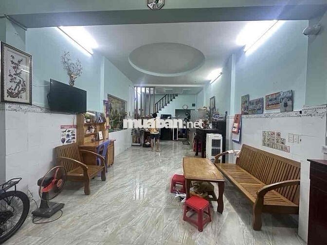 NHÀ BÁN HẺM XE HƠI - KHU DÂN TRÍ NGAY ĐẠI HỌC GIAO THÔNG VẬN TẢI- 2 TẦ