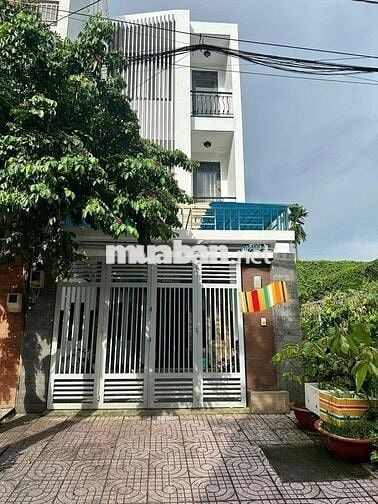 Bán nhà đẹp 3 tầng Đường 27, Hiệp Bình Chánh, Thủ Đức , gần GIGAMALL