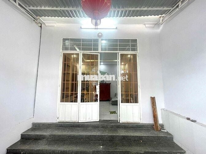 CHO THUÊ NHÀ CẤP 4 FULL NỘI THẤT 2 PHÒNG NGỦ Ở BẮC NHA TRANG GIÁ 8 TRI