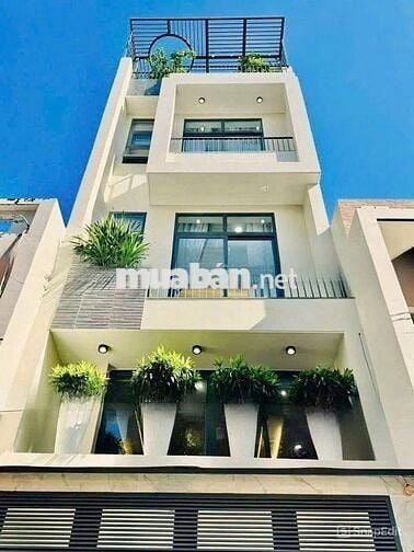 CHO THUÊ NHÀ ĐẸP, MỚI TOANH ĐỐI DIỆN RẠP XIẾC MỚI PHÚ THỌ, QUẬN 10.