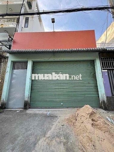 nhà 6x20m gác lửng, phù hợp chứa hàng làm may cắt, in thêu