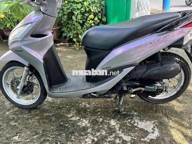 Xe vision đời 2013