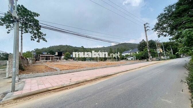 Đất trục chính Phạm Văn Đồng, Xuân Hòa, Phúc Yên, Vĩnh Phúc