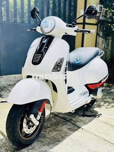 VESPA GTS 125CC ITALY CỰC ĐẸP 4VAL SUPPER CHÍNH CH