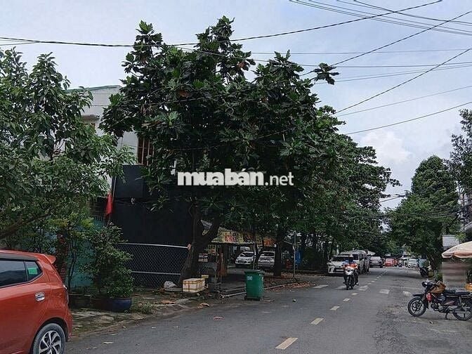 Nhà cấp 4 dtich 80m2 MTKD đường Nguyễn Hữu Dật, Q. Tân Phú