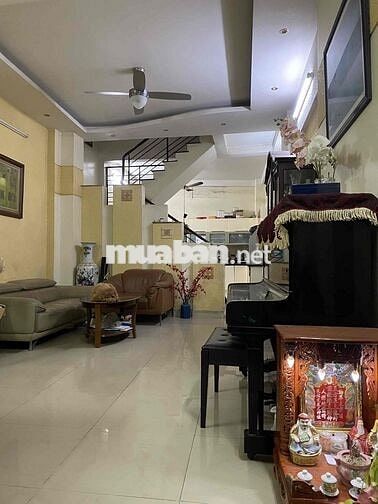 CT nhà TT.Q. Phú Nhuận, cách MT Huỳnh Văn Bánh 70m, 4,2x14,kv sầm uất