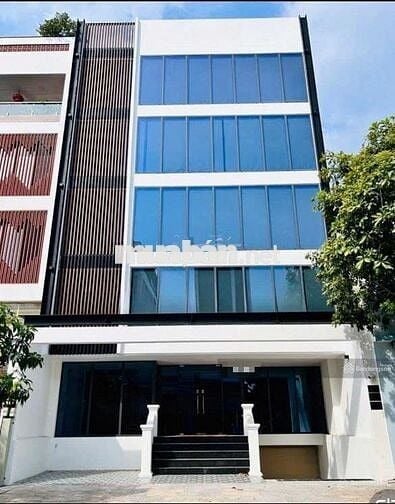 Bulding mới xây Mặt Tiền Đường Đồng Nai Phường 15 Quận 10