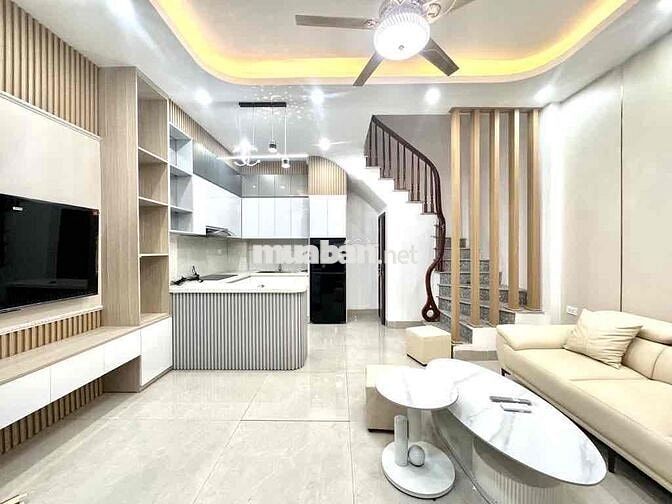 Gần Gamuda Gardens - Nhà Full nội thất - 42m2 - 6,5 tỷ