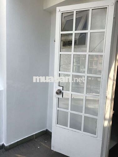 Mặt bằng kinh doanh kết hợp để ở