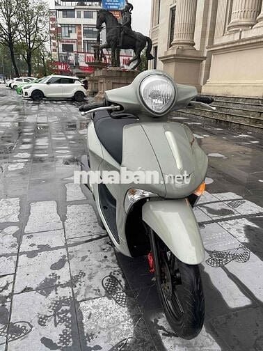 xe đẹp cốp rộng,khoá thông minh