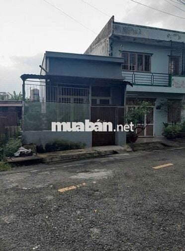 Bán nhà mặt tiền Hóc Môn chính chủ