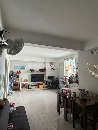 Chung cư Phan Xích Long, P7, PN: 2p ngủ, full NT, giá 11tr/th, 60m2