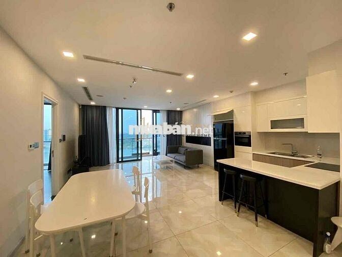 Quận 1. 35tr  Chung Cư Vinhomes Golden River Ba Son 72m2