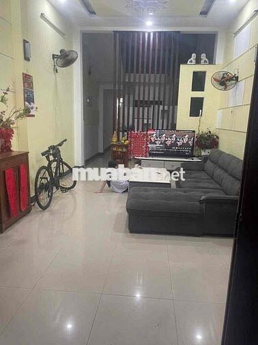 Bán nhà 2,5 tầng sát Nguyễn Văn Thoại – cách biển Mỹ Khê 400m – giá ch