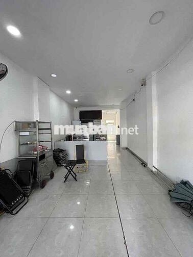 Cho thuê nhà MT Rạch Bùng Binh Q3 — Trệt 3 Lầu — 4x15m — 60 triệu tl