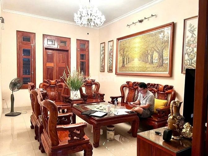 ( BÁN NHÀ ) XUÂN THỦY - CẦU GIẤY 89 M2 = 21,8 TỶ - 5 TẦNG - OTO VÀO NH