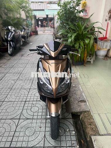 AB 125 mẫu 2014 Đen Vàng BsTp chính chủ