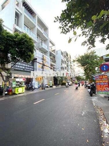 Nhà 4 Tầng 4x18m MTKD Đường 79, P.Tân Quy, Q7 – Vị Trí Vàng – Giá12 Tỷ