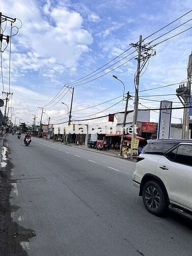 NHÀ MẶT TIỀN KINH DOANH TỐT 4X20 QUỐC LỘ 50. XÃ PHONG PHÚ. BÌNH CHÁNH.