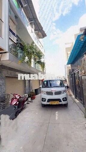 Bán nhàMẶT TIEN Võ Thị Nhờ,Tân Thuận,Quận 7 . Dt:48m ,4lau ,giá:6××ty