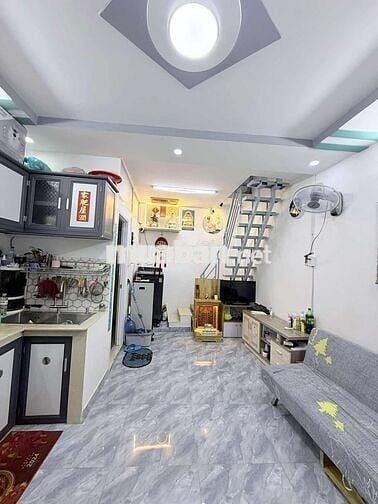 QUẬN 11, CHỈ 2.85 TỶ (TL) CÓ NHÀ ĐẸP, 22M2, 2PN, 2 TẦNG, GẦN ĐẦM SEN