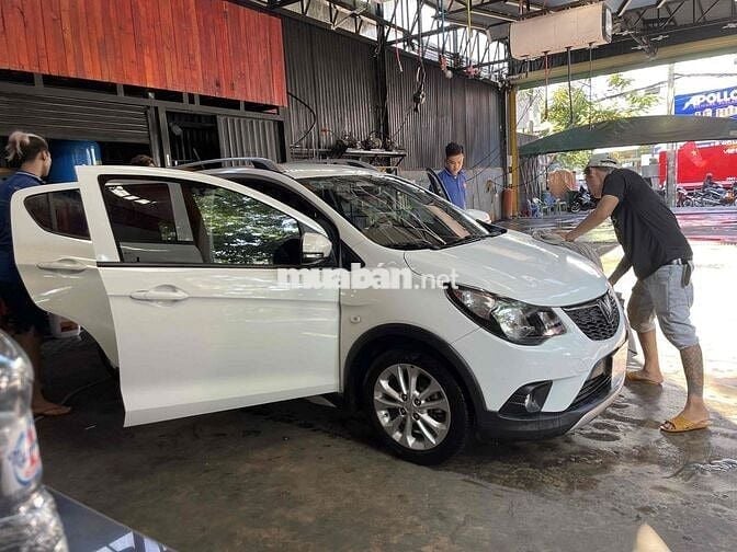 Vinfast Fadil base 2022 trắng 42.000km