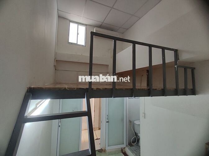 CHO THUÊ PHÒNG Duplex Gác 25m2 Cửa Sổ Trời P21 Bình Thạnh Gần HUTECH