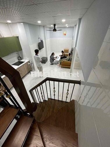 Cho Thuê Nhà Nguyên Căn 2PN Full Nội Thất Giá Rẻ Gần Cầu Ôn Lãnh Quận