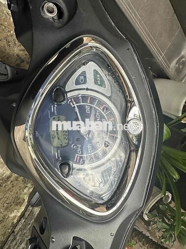 chuyển chỗ làm ít đi nên bán