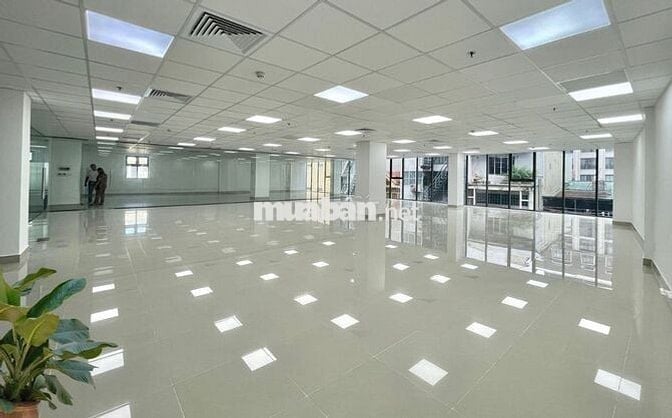 Văn Phòng Gần Sân Bay 32,8tr/tháng, Không Cấm Dừng Đỗ Xe