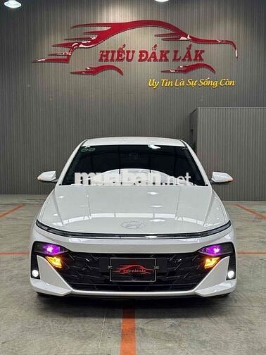 Hyundai Accent 2024 AT