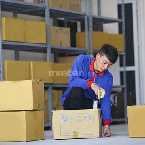 Cần tuyển nhân viên đống gói dán tem