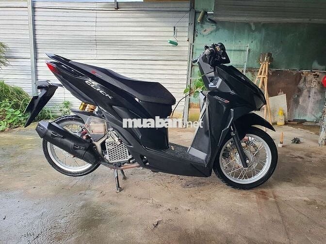 Vario 125 năm 2022 đen